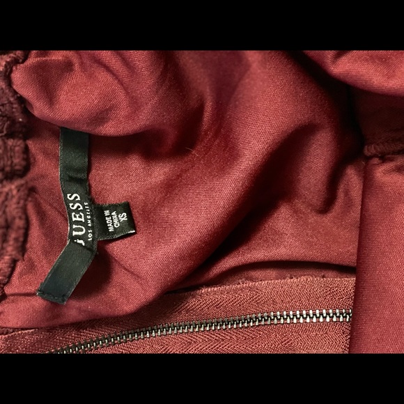 Guess dress. - Picture 4 of 4